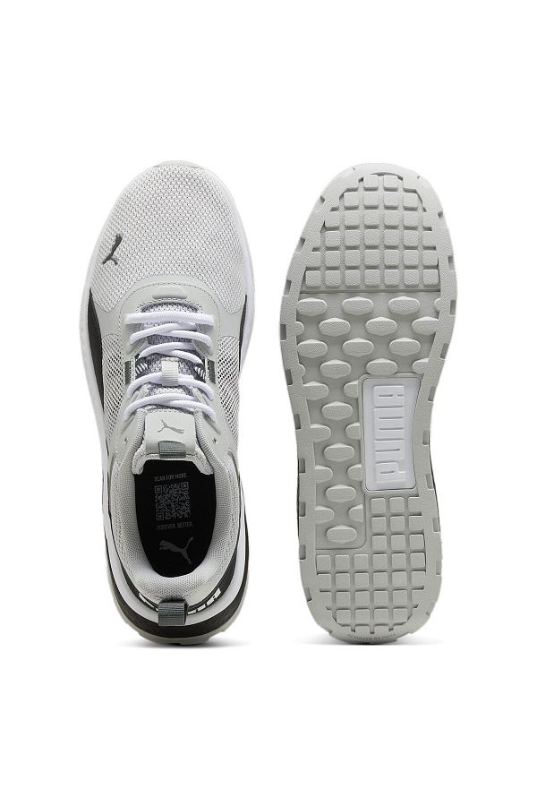 Scan silver sneakers top