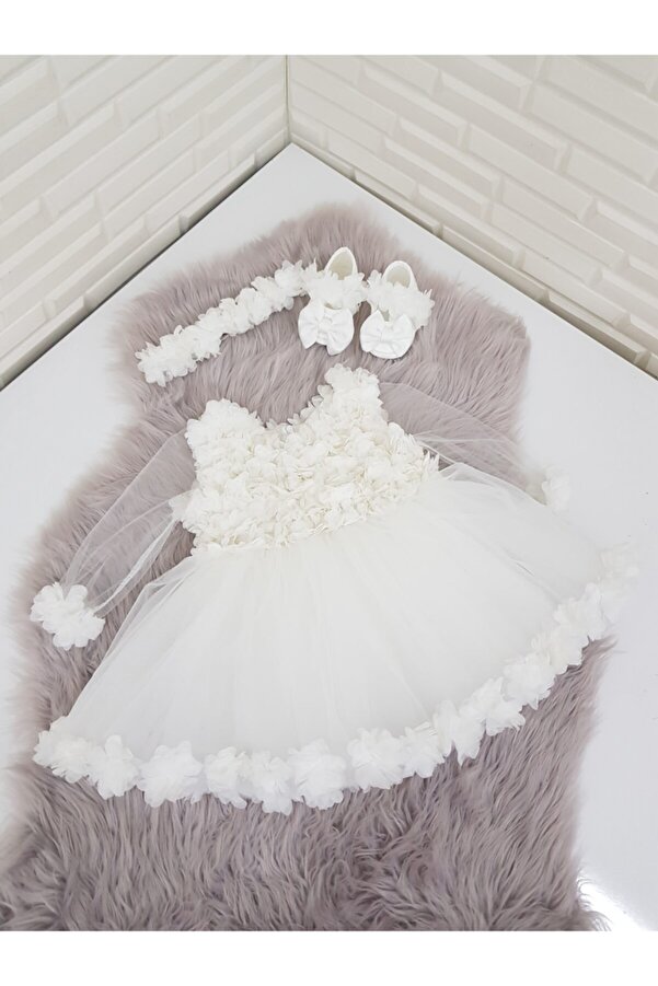 Almira Tasarım Beyaz Çiçekli Elbise Seti