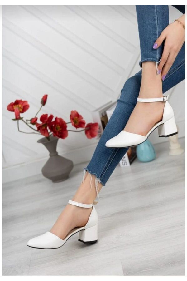 BAY ARMEDON Women s Shoes White Skin Slit Belly Ankle Strap Short Thick Heeled Shoes