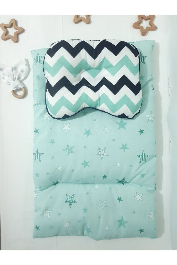 bebek_iklimi Çift Taraflı Alt Açma Minderi Yeşil ( BAŞ DÜZELTME YASTIĞI ve DİŞ KAŞIYICI AHŞAP HALKA HEDİYELİ )