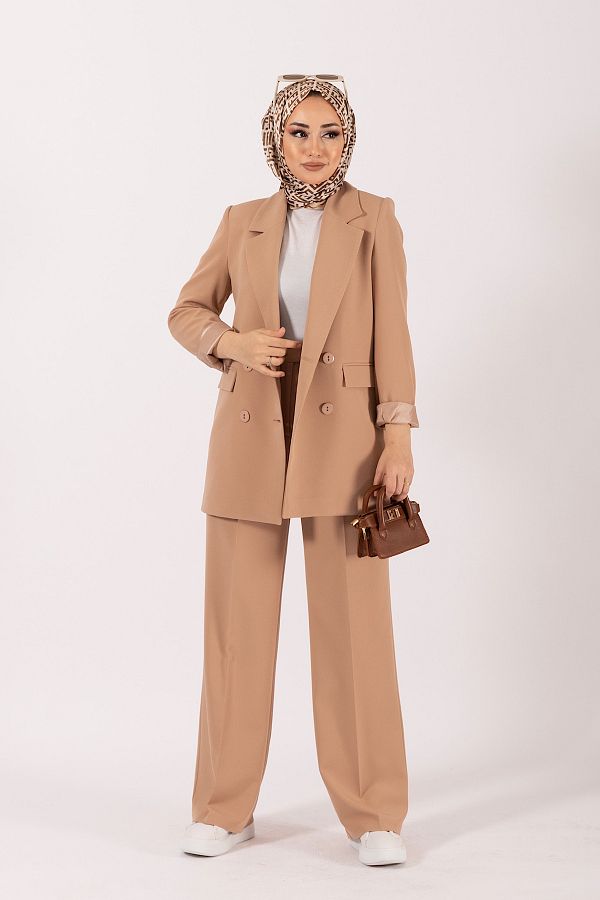 Stilife-Four Button Jacket Set Camel 1