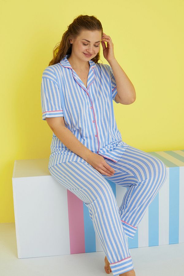 Siyah İnci-blue and white line pattern Curve Large Size Oversize Buttoned Piping Pajama Set 1