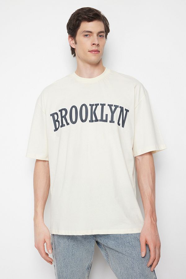 Trendyol Collection Fluffy Oversize City Printed Cotton T Shirt TMNSS24TS00023 Trendyol