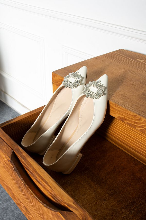 Pearl white dress shoes sale