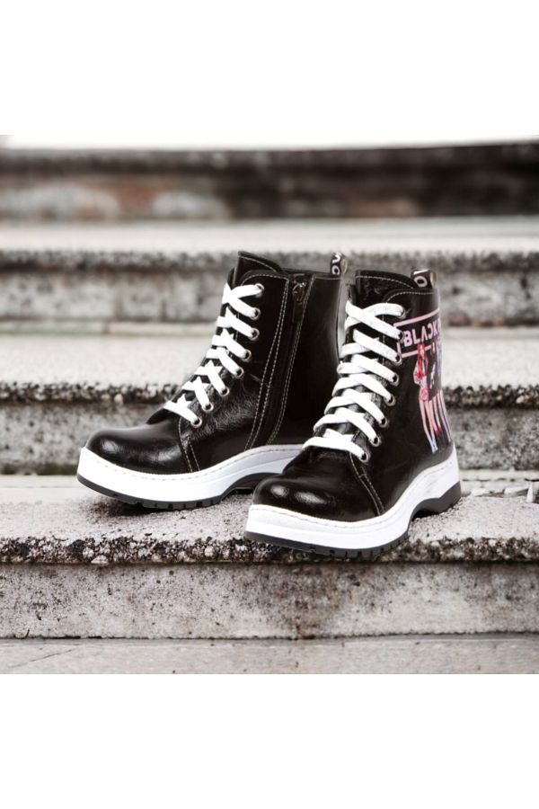 PAT K BEBE girl blackpink boots Trendyol