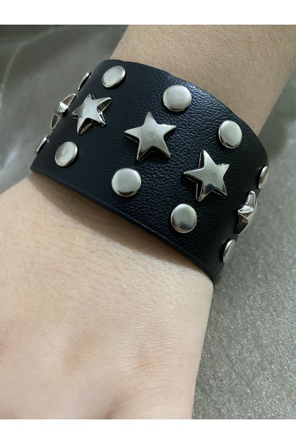 Riveted bracelet sales