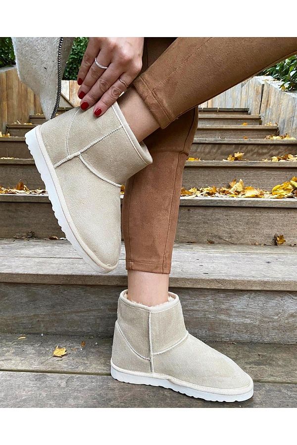 Suede boots with fur inside cheap