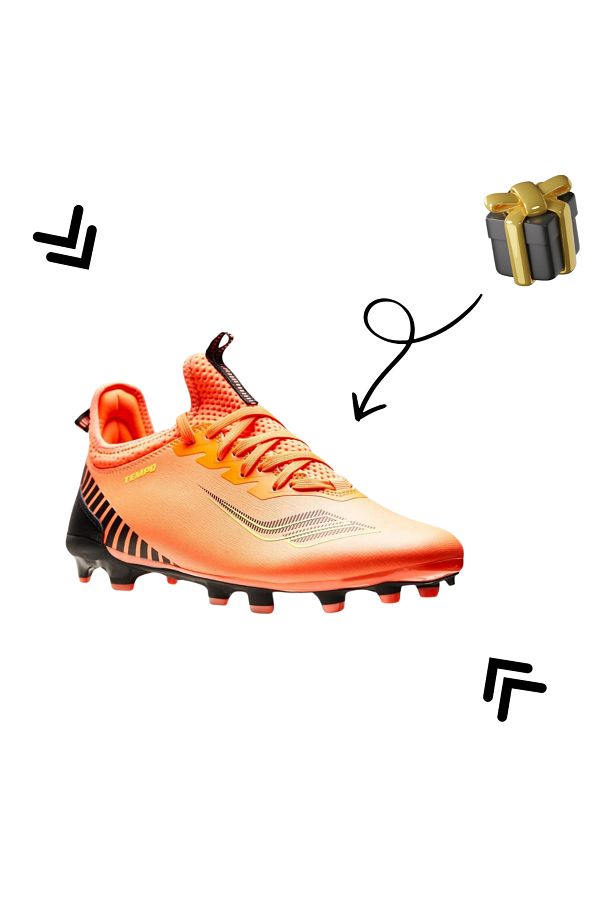 Lightweight football boots top