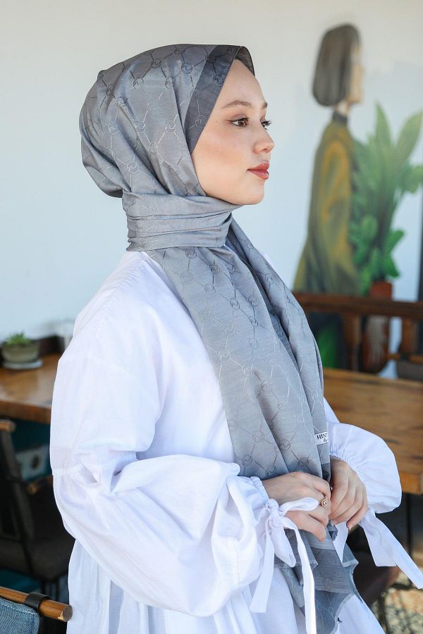 Hint İpek-Hintipek Monogram Shawl 1