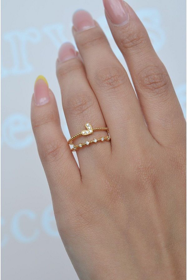 Thin heart ring discount