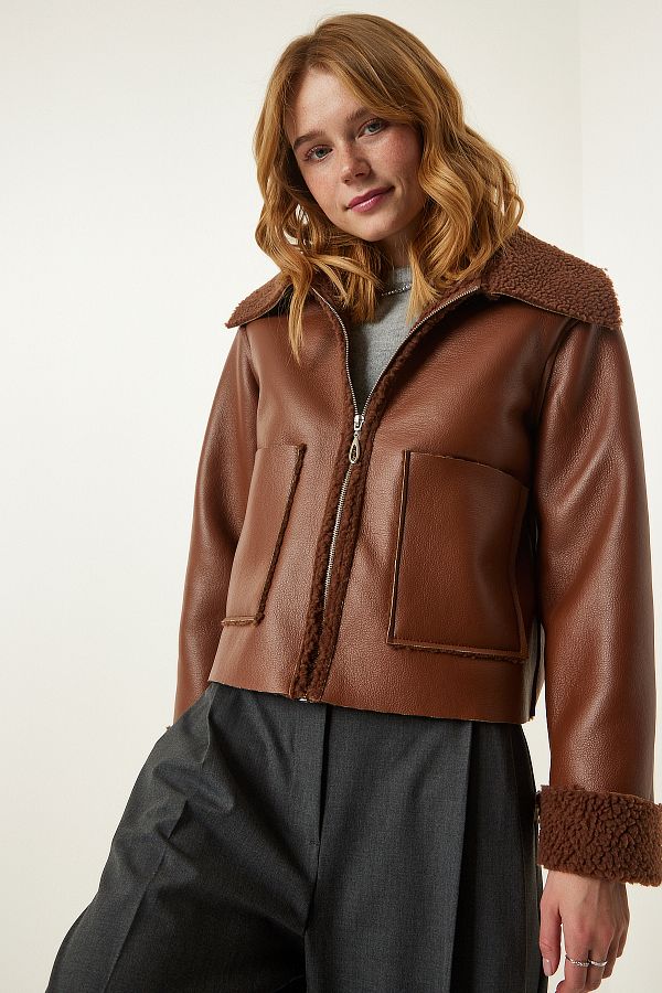 Happiness stanbul Women s Tan Fur Collar Faux Leather Jacket with Wide Pockets TP00027 Trendyol