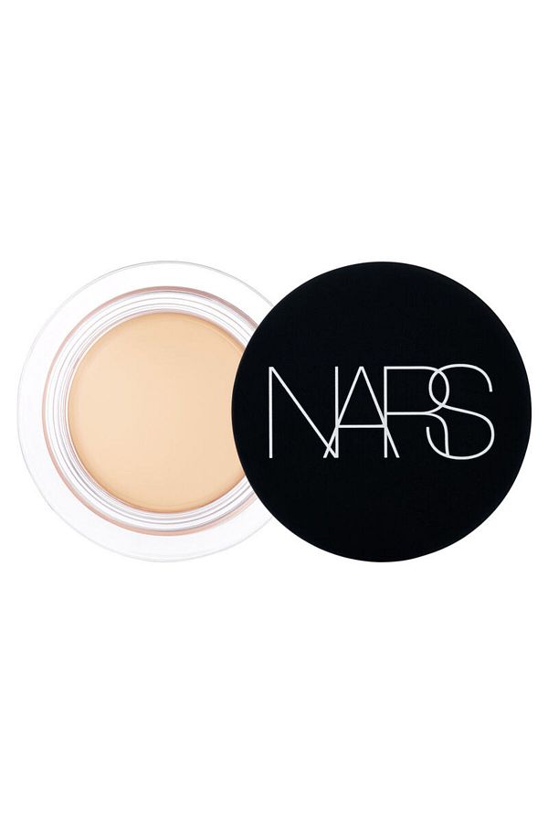 Nars-SOFT MATTE COMPLETE-Hyaluronic Acid All-Day Matte Finish Concealer with Vitamin A&C&E 1