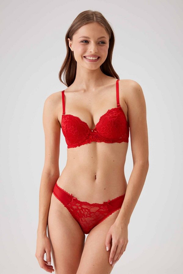 Pierre Cardin-Women's Red 4560 Underwire Unsupported Bra Set 1