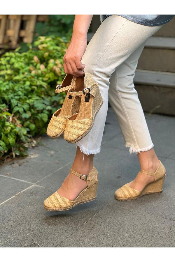 Cream espadrille sandals deals