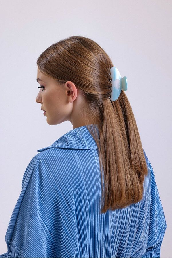 Roberta Lorenz-Pearlescent Heart Blue White Latch Buckle, Bow Can Be Added, Quality Bone Material 1