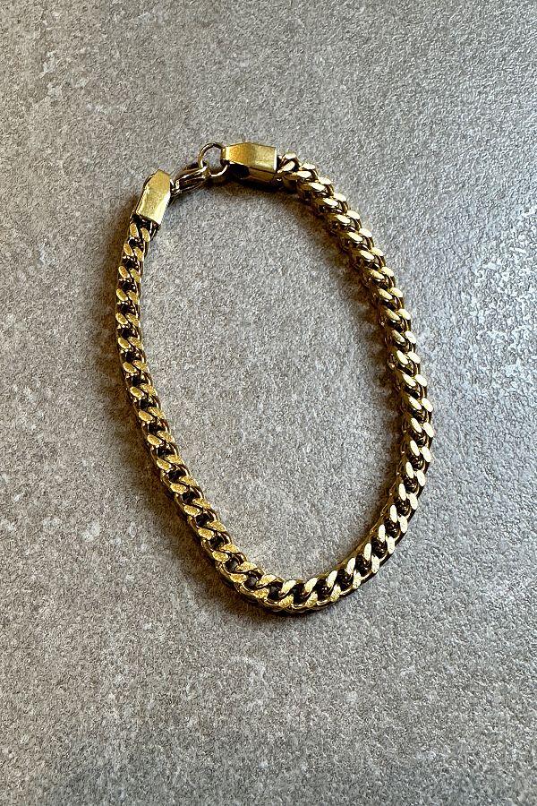 Do stainless steel bracelets tarnish top