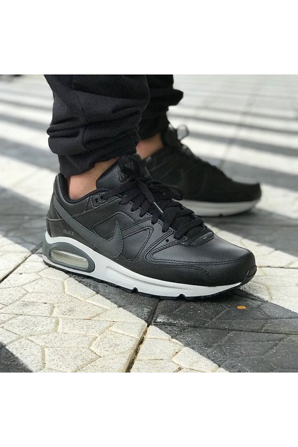 Nike sport black shoes hot sale
