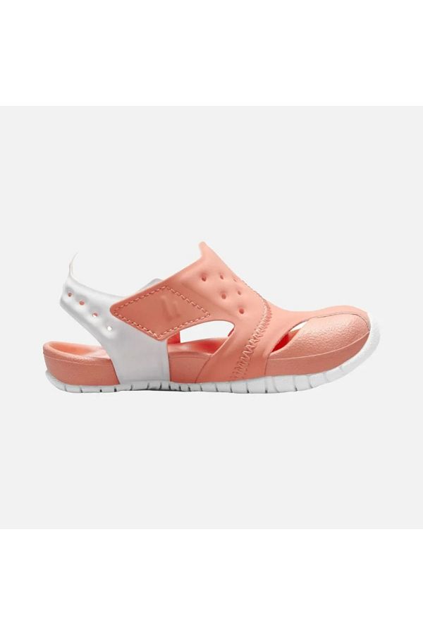 Nike flat sandals deals