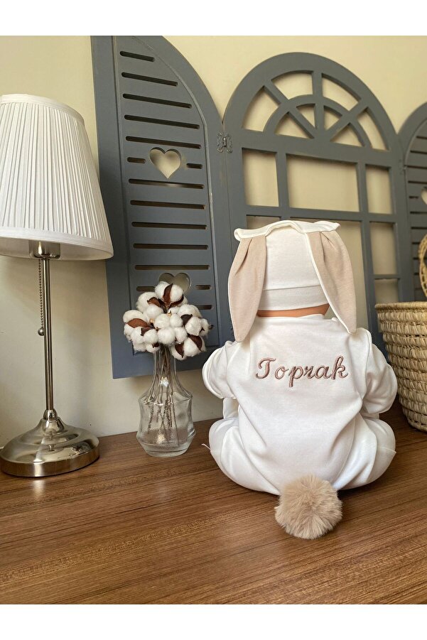 Gizdizayn Bebeğinizin İsmine Özel Nakış İşlemeli Tavşan Şapkalı Tulum Hastane Çıkışı Hediyelik Mevlüt Takımı