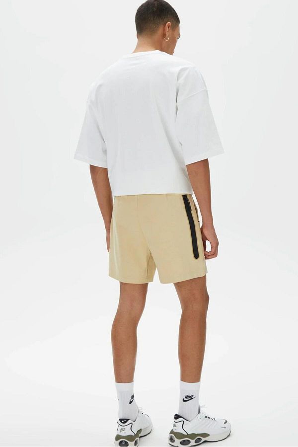 Nike Tech Fleece Lightweight Standard Fit Men s Sports Shorts Trendyol