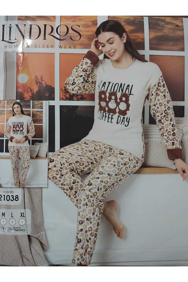 aryam butik Women s Welsoft Warm Fleece Pajama Set Cream Trendyol