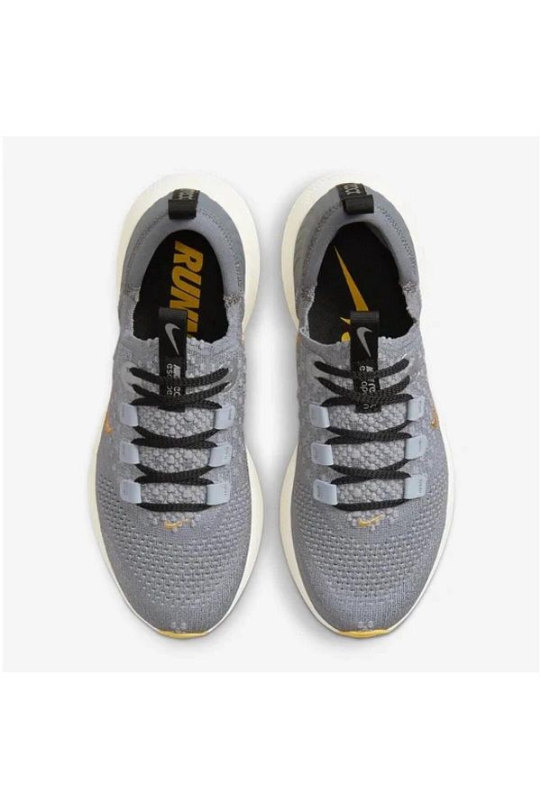 Nike-Wmns React Escape Run Flyknit 'Cool Gray Metallic Gold Coin' UNISEX 1
