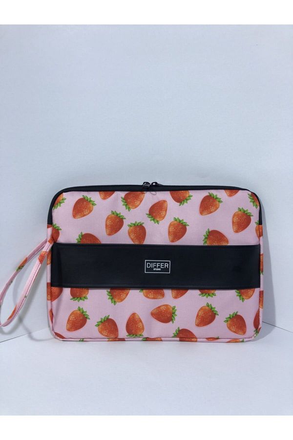 Differ-14 Inch Strawberry Patterned Macbook/laptop/notebook/tablet Case 1