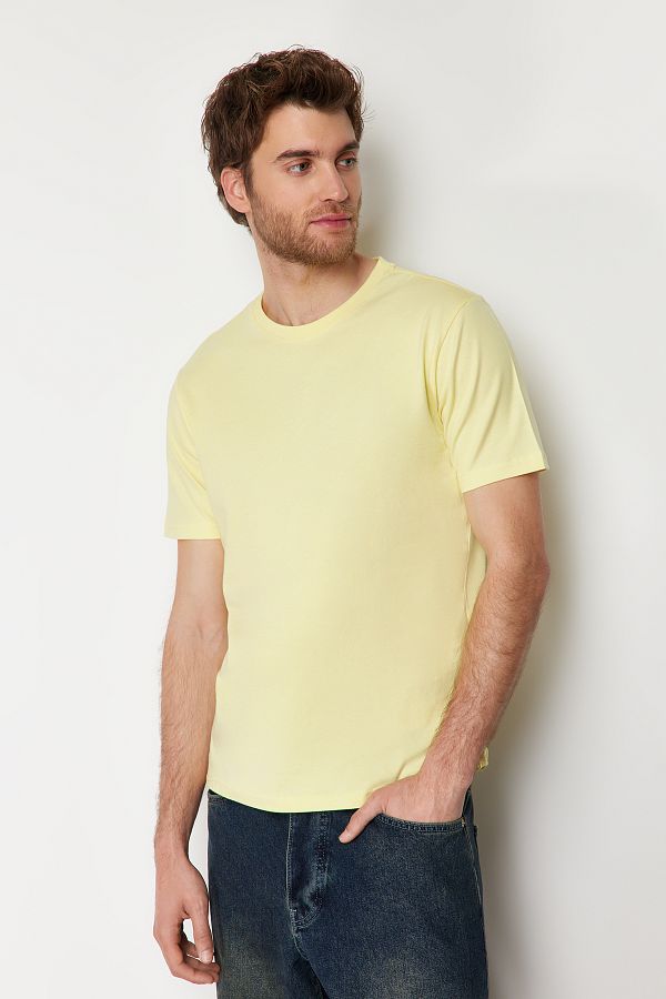 Light yellow crew neck hotsell