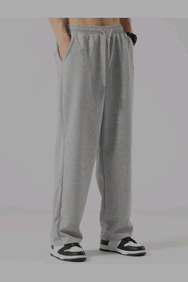 Mens loose tracksuit bottoms top