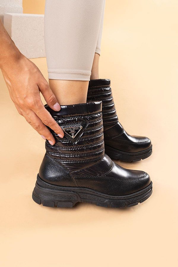 Black patent leather snow boots outlet