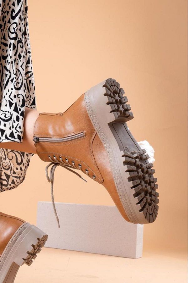 Camel boots women discount