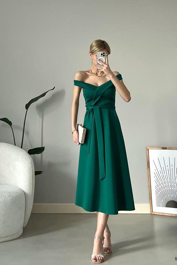 Deafox Green Scuba Fabric Madonna Collar Belted Dress Trendyol