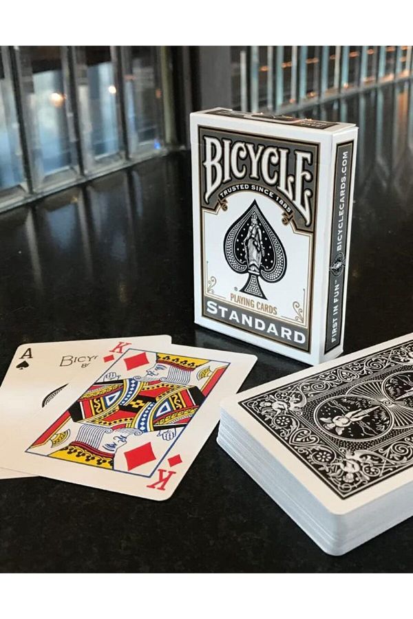 Bicycle-Black Standard Bicycle Game Card 1