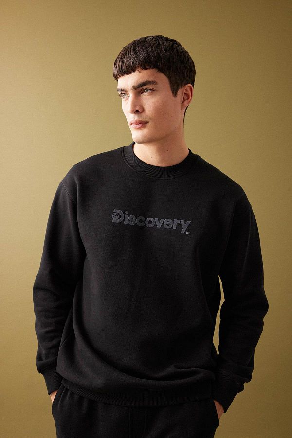 Discovery channel sweatshirt deals