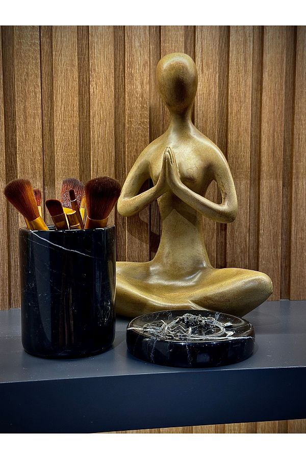 Voodo Concept-Set de 2 suport pentru pensule și suport pentru inele Alexander Black Marble Organizator de machiaj (marmură) 1