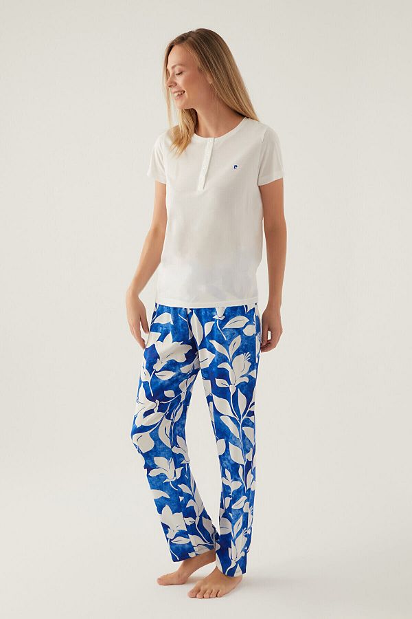 Women's licensed pajamas deals