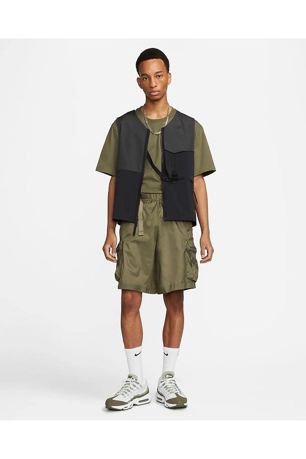Nike tech cargo shorts outlet