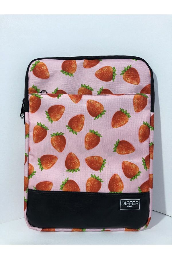 Differ-15.6 Inch Strawberry Patterned Macbook/laptop/notebook/tablet Case 1