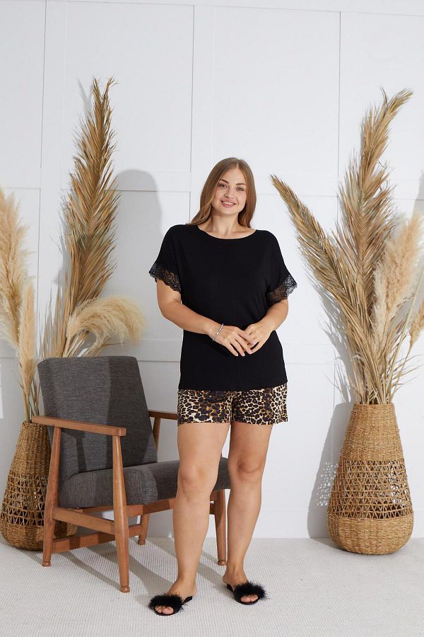 Sevim-Women's Large Size Short Sleeve Black Shorts Set C7T5N841 1