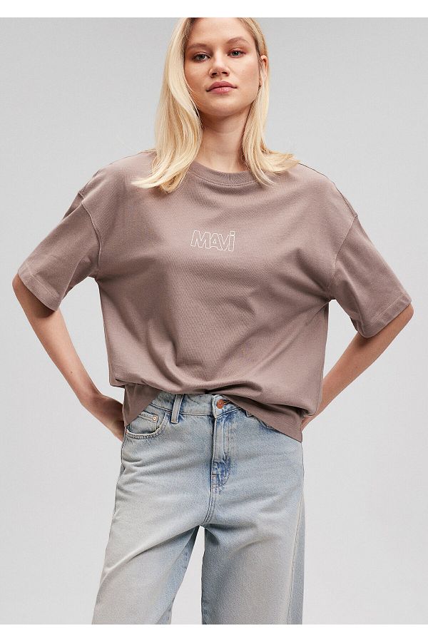 Mavi-Beigefarbenes T-Shirt mit Logo-Print, Übergröße/weiter Schnitt1611592-70364 1
