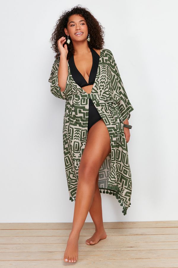 Curve beach wear discount