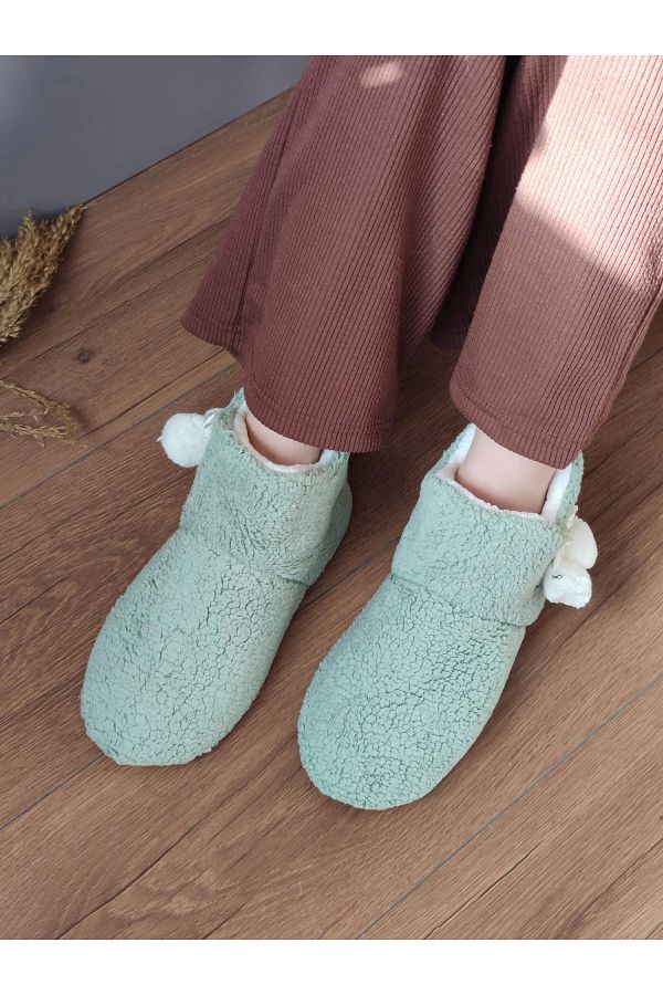 meryemin buti i Betta Mint Green Pompom Detail Slippers Trendyol