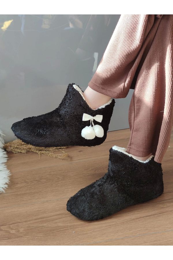 meryemin buti i Betta Black Pompom Detail Slippers Trendyol
