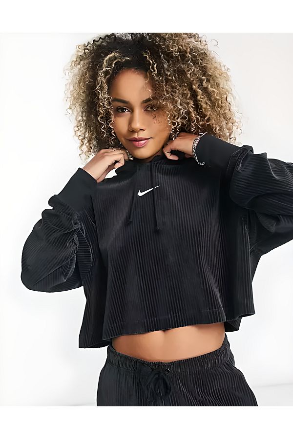 Nike velvet jumper deals