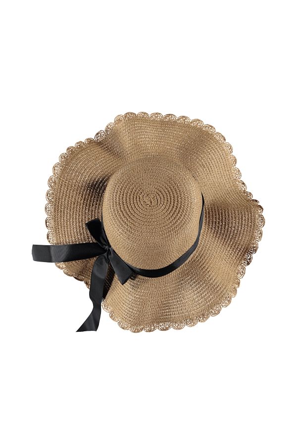 Women's straw hats to decorate top