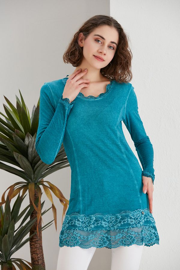 MAMAYAGA Women s Turquoise Blue Lace Detailed Long Sleeve Curve Sports Stylish Blouse Tunic Trendyol