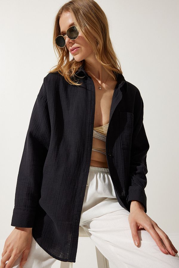 Happiness İstanbul-Schwarzes Oversize-Musselinhemd mit Taschen für Damen MX00150 1