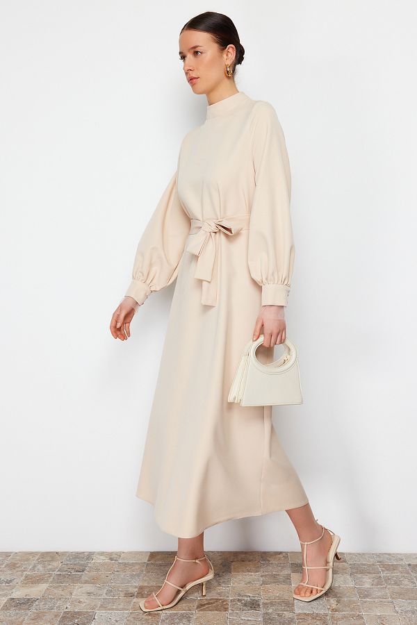 Trendyol Modest-Béžový stojáček s límečkem detail tkané šaty Tctss24Eb00174 1