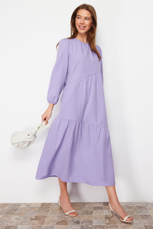 Trendyol Modest-Fliederfarbenes, detailliertes, gewebtes Baumwollkleid mit weitem Schnitt TCTSS21EL3470 1