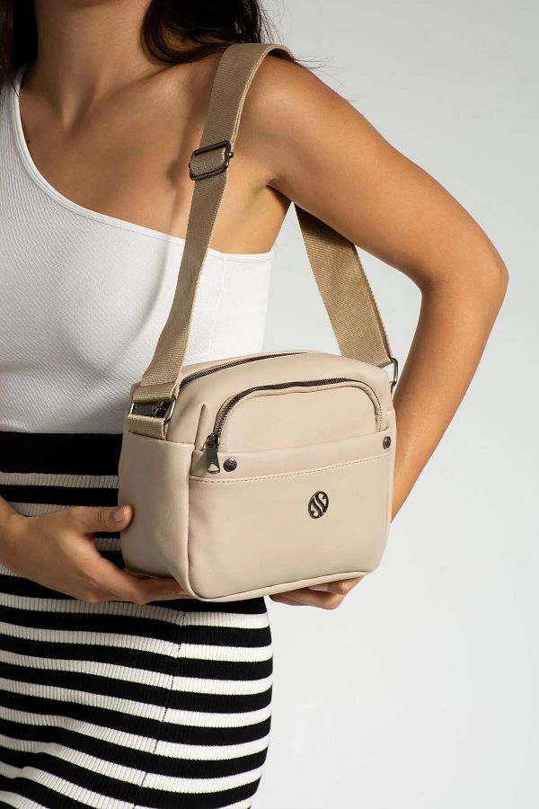 TRENDY BAGS Four Compartment Sporty Faux Leather Adjustable Crossbody Shoulder Bag Trendyol